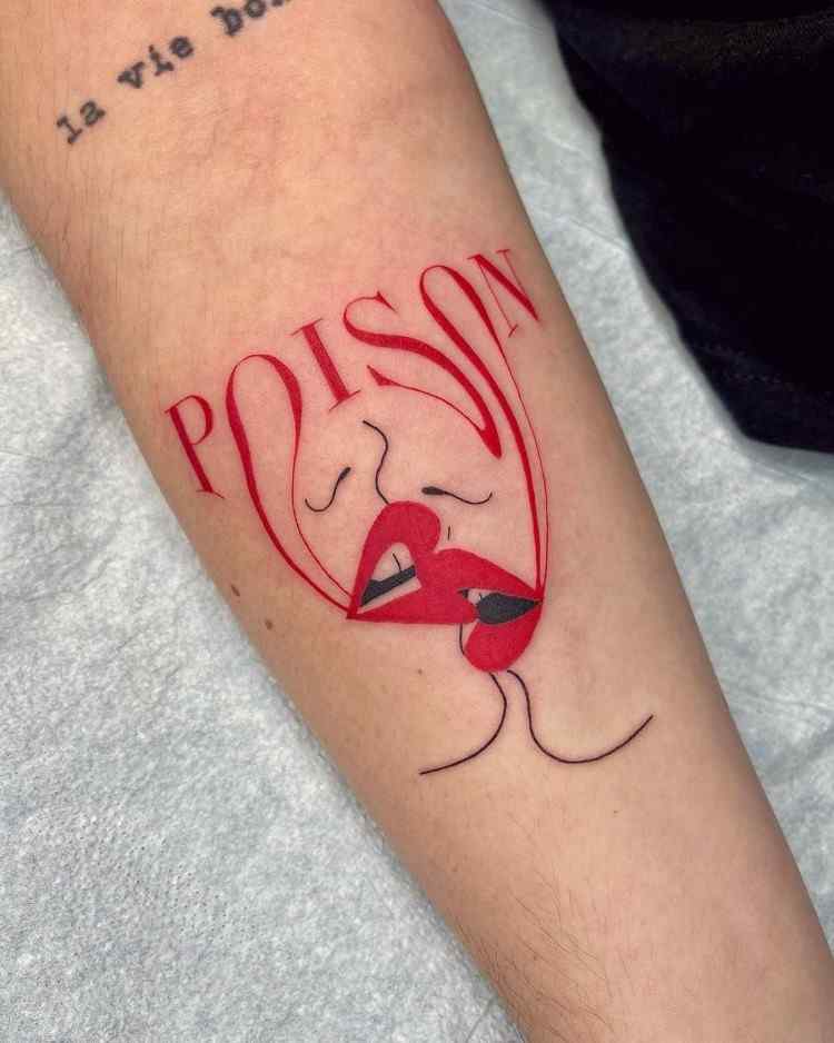 Kiss Tattoo On Bum