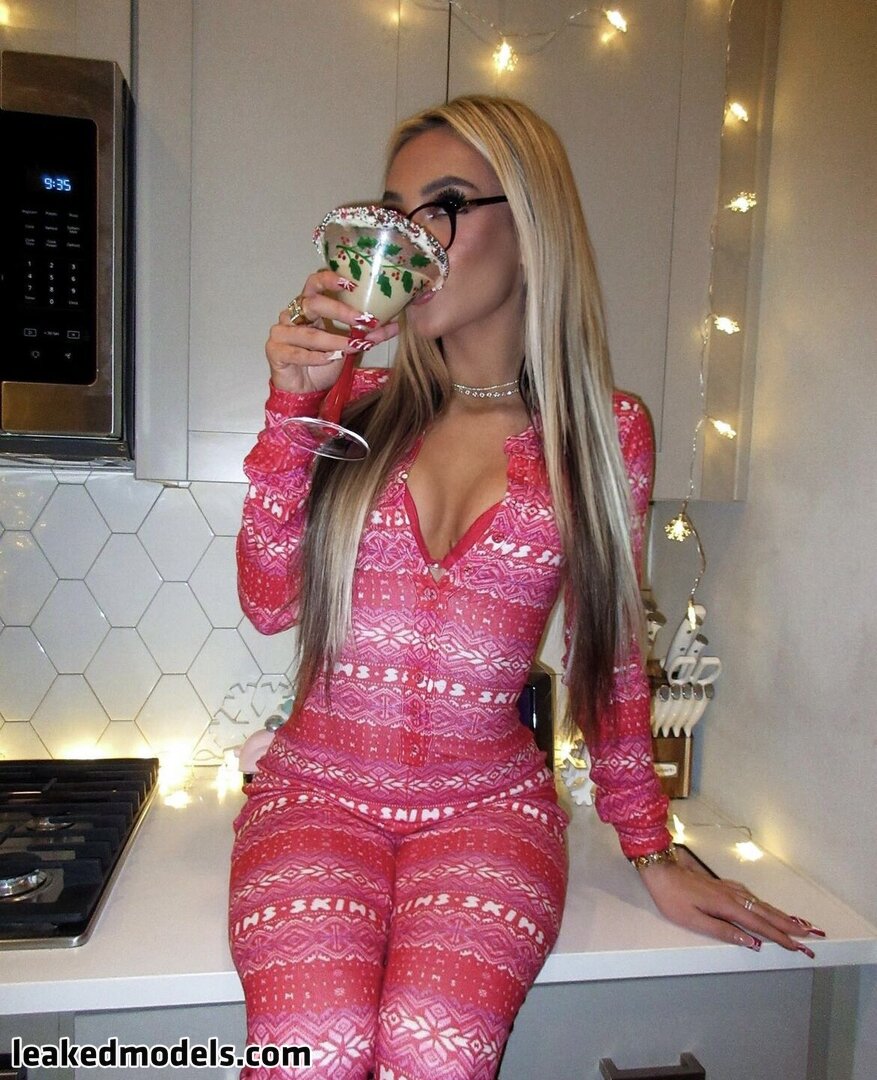 Milan Mirabella Leaked