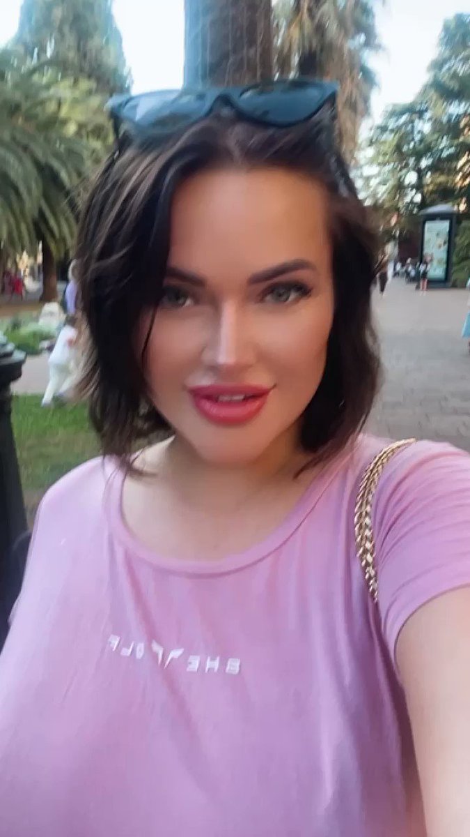 Olyria Roy Toples