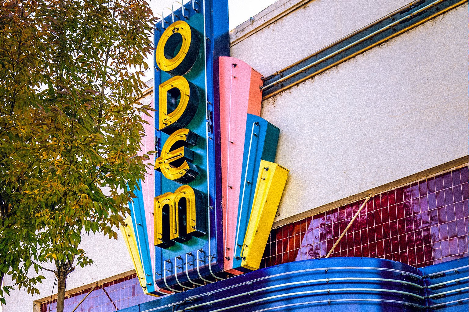 Redmond Theater: Catch Latest Movies & Deals Today