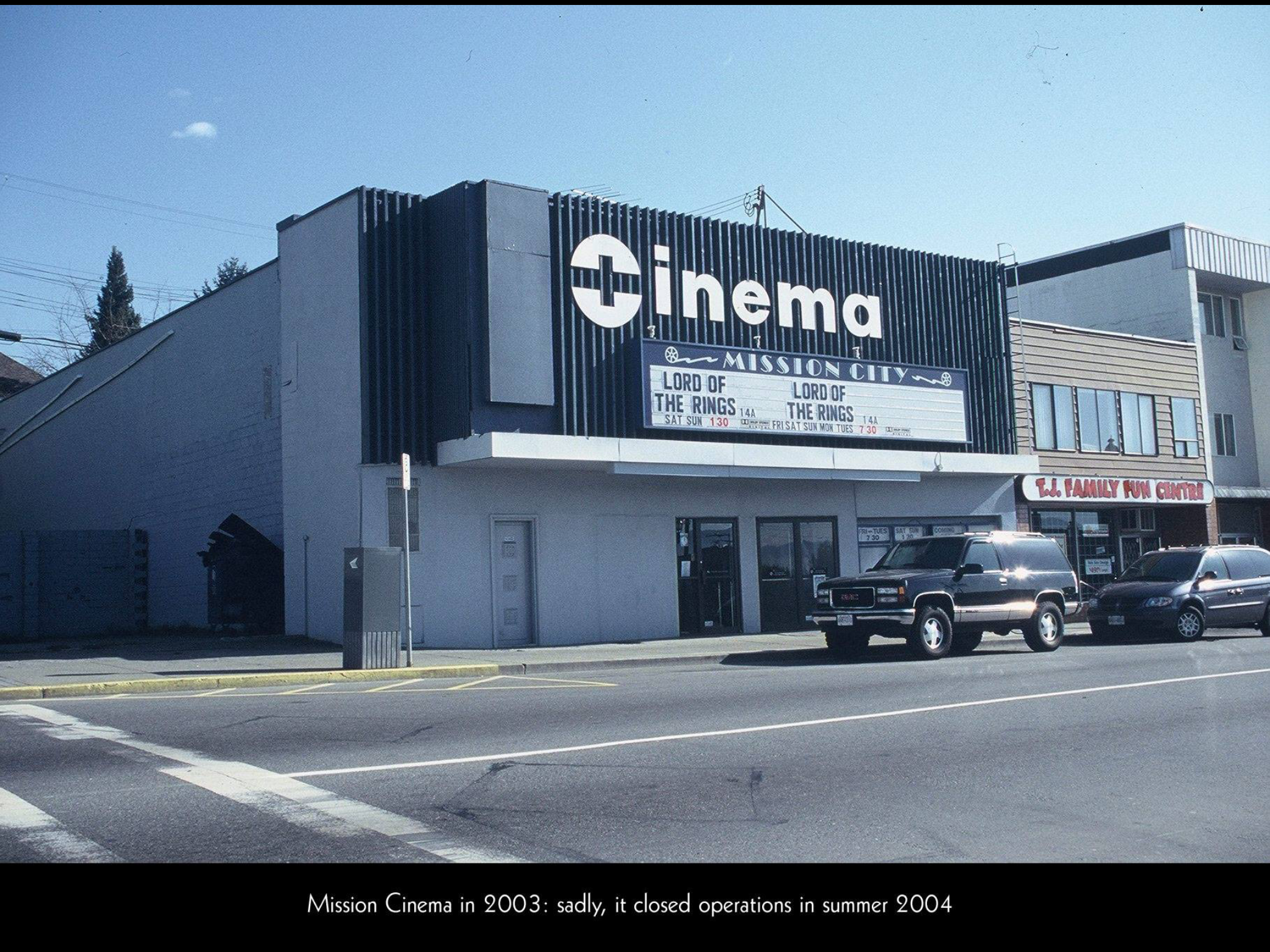 Redmond Theater Times: Showtimes & Tickets Now