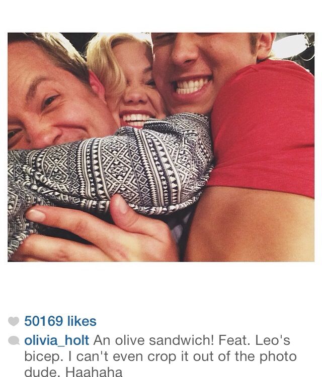 What Is Jessica Kinley's Relationship With Jason Liv? Expert Insight