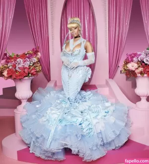 When Will Nicki Minaj Nudes Be Removed? Get Updates